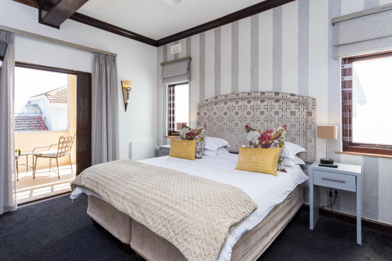 Maartens Guesthouse Cape Town Exterior photo